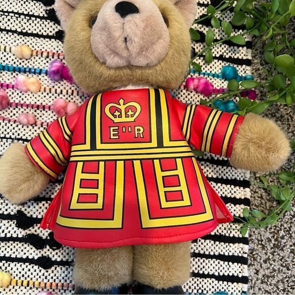 Toy Parade Bears of the World "Henry " Bear from England Stuffed Animal Plush - Picture 2 of 13
